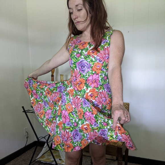 90s Vintage Dress - Picture 4 of 7